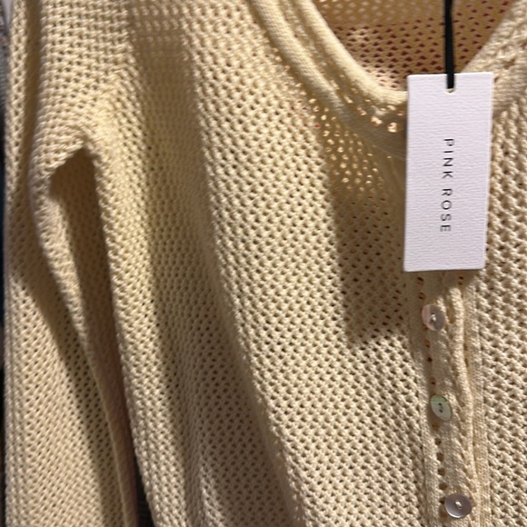 Woman - Picture 2 of 4